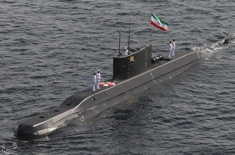 🚨 🇮🇷 BREAKING: Iranian submarines Ghadir and Fateh have reportedly begun moving towards the Arabian Gulf near the Strait of Hormuz, in anticipation of a major operation.