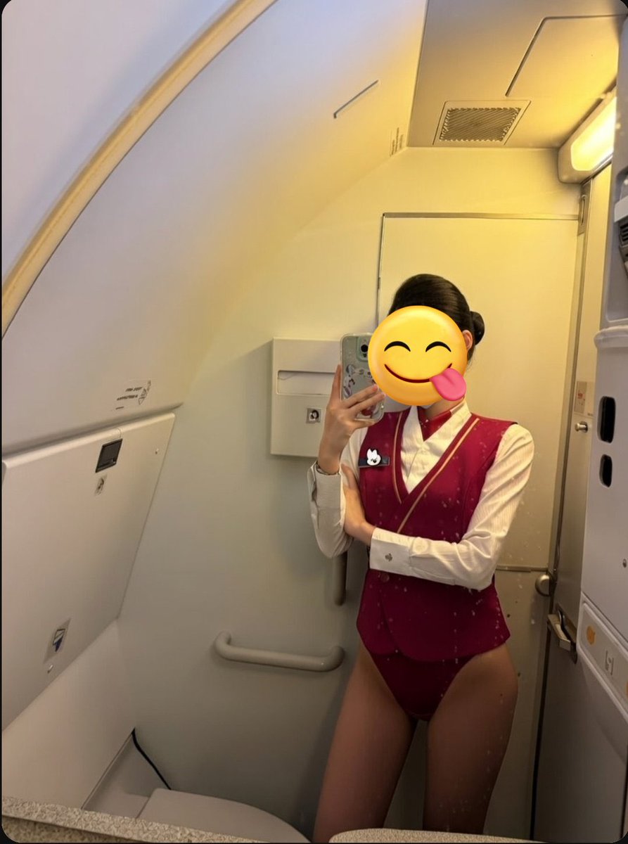 mx6681's tweet image. 差点被发现 好紧张呀 #昆明