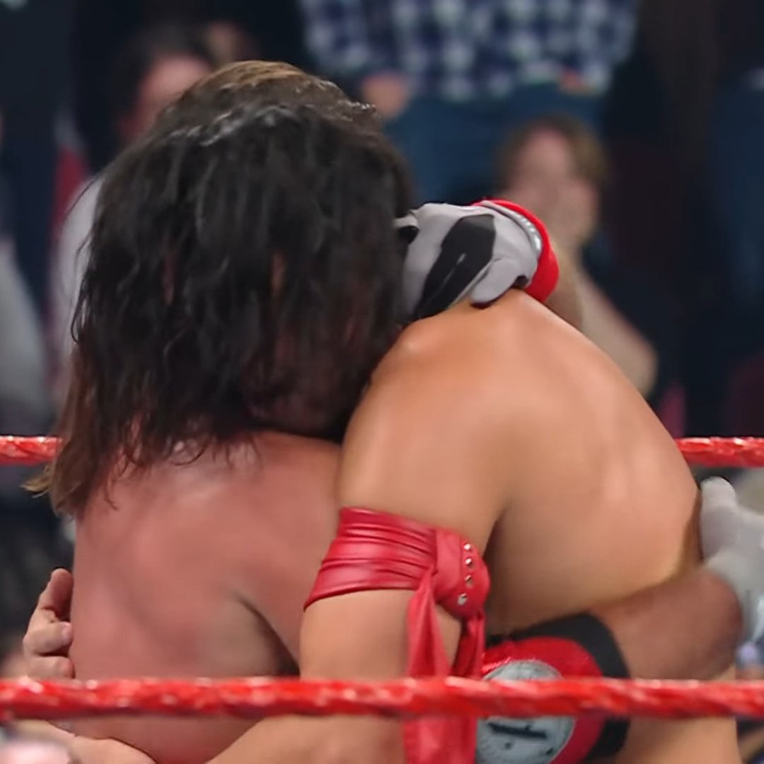 AJ Styles.

Shinsuke Nakamura.

🤜🤛 #SNME