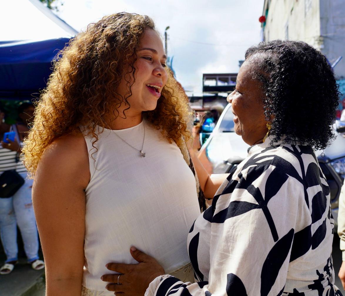 YeseniaOlayaR's tweet image. 📚 Desde #Tumaco, lanzamos la nueva Convocatoria de Maestrías y Doctorados para la región del Pacífico.
Una inversión de $55 mil millones para que estudiar posgrados no signifique endeudarse, sino acceder a becas 100 % públicas.
¡La única obligación: graduarse y poner el…