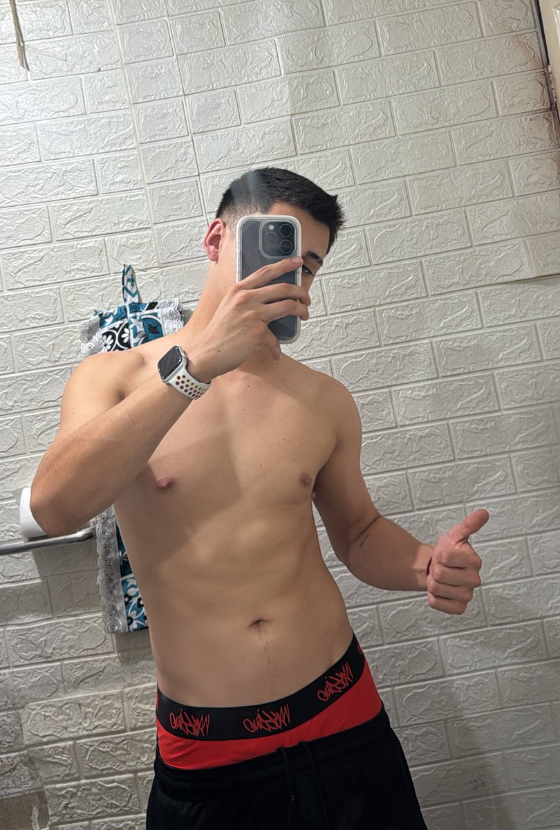 Fiitoo_igg's tweet photo. Qué calor que hace 🥵🏝️ https://t.co/FOVB9GWPdM