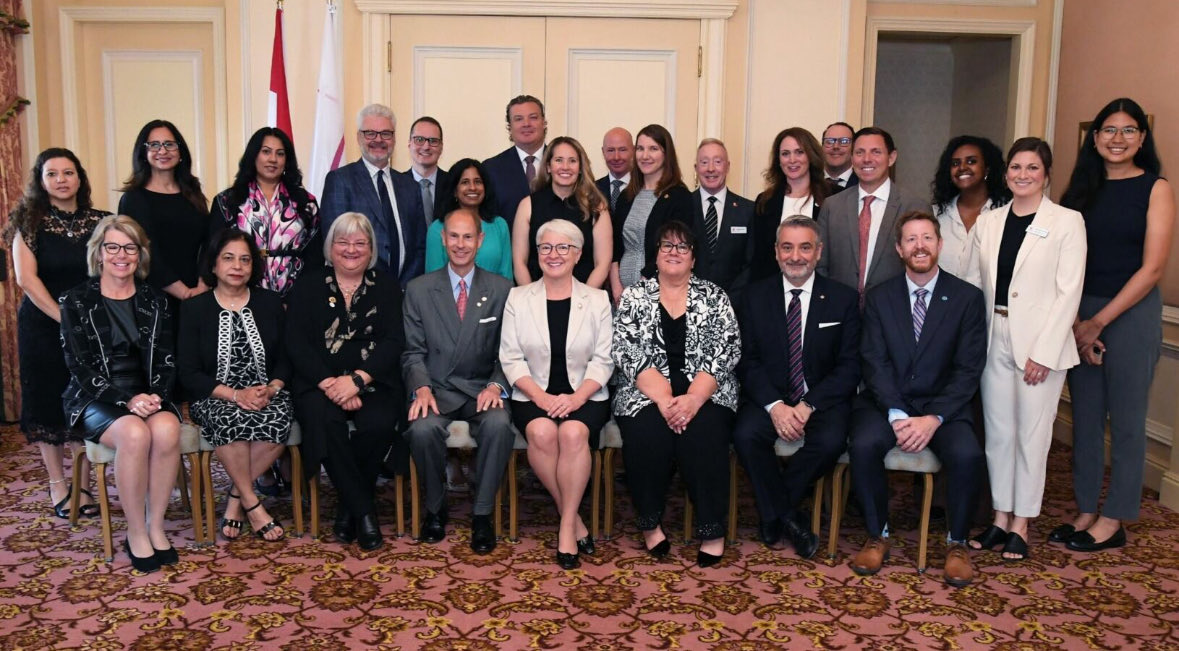 dukeofedcanada's tweet photo. Happy International Day of Education. As a globally recognized framework in over 130 countries today is important to pause and thank everyone who has united a shared goal to  engage and inspire. Thank you to all the educators removing barriers to empower participants ages 14-24. https://t.co/jrBFU8gkFB