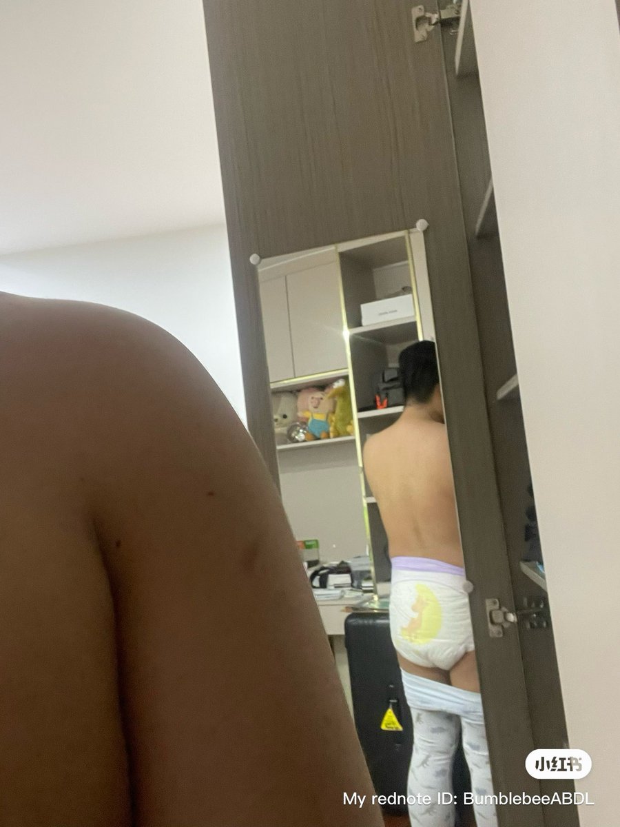 最近好忙哦，都要变成一年一发文了哈哈哈😂

宝宝会努力的
宝宝的苦只有宝宝知道🥲🥹 
#abdl #ddlg #diaperboy