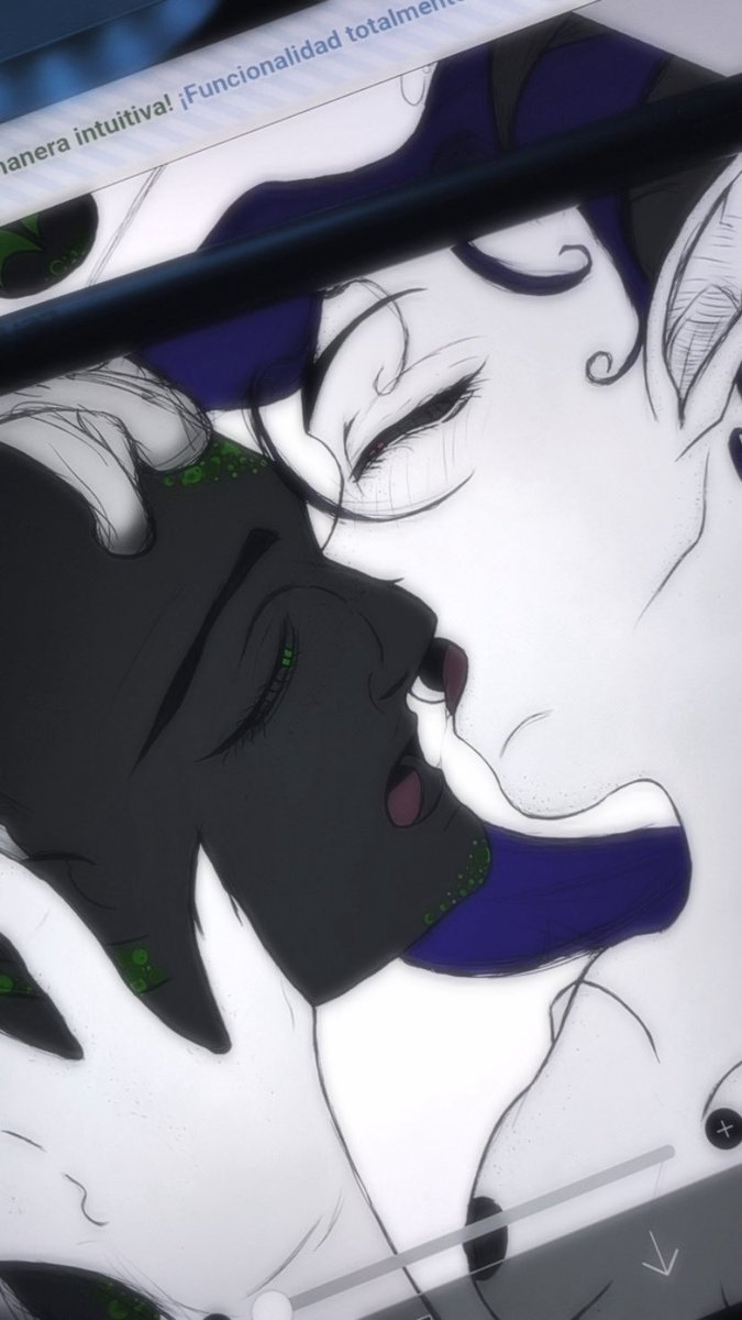 candycoin05's tweet photo. Kiss time ☺️✨ (1/2)

#TimeBomb #ekkojinx https://t.co/WL7tkW1ahJ