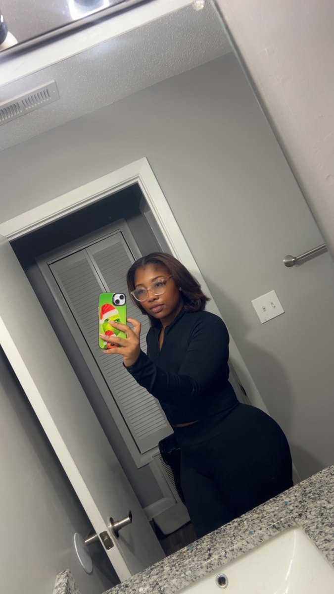 _SynSinna🇭🇹🤞🏾 tweet media