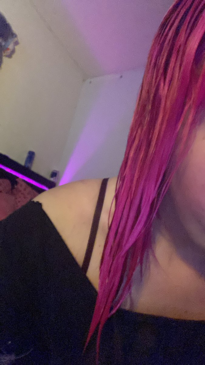 pinkie pie of shedtwt tweet media