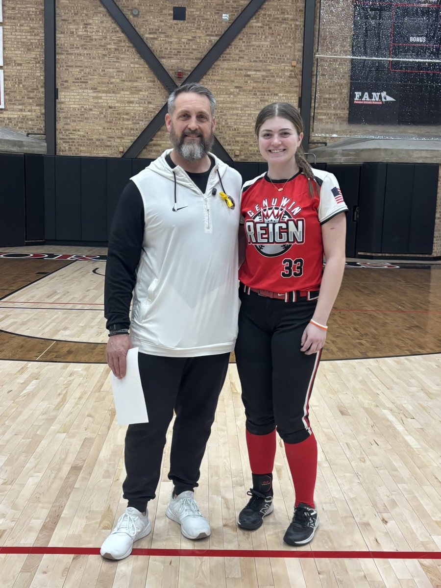 Maeve Carlton tweet media