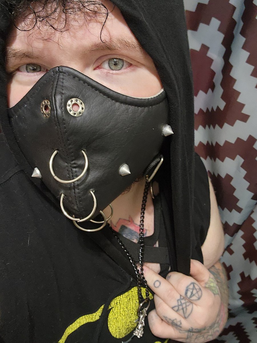 PunkuJunkie's tweet photo. Been gone a good minute, got a job in March last year, moved up to manager in training at the end of October, now Servsafe certified and officially a manager, working my ass off and struggling to better my mental health.. we are making it guys, little by little https://t.co/2CqhLS34QC