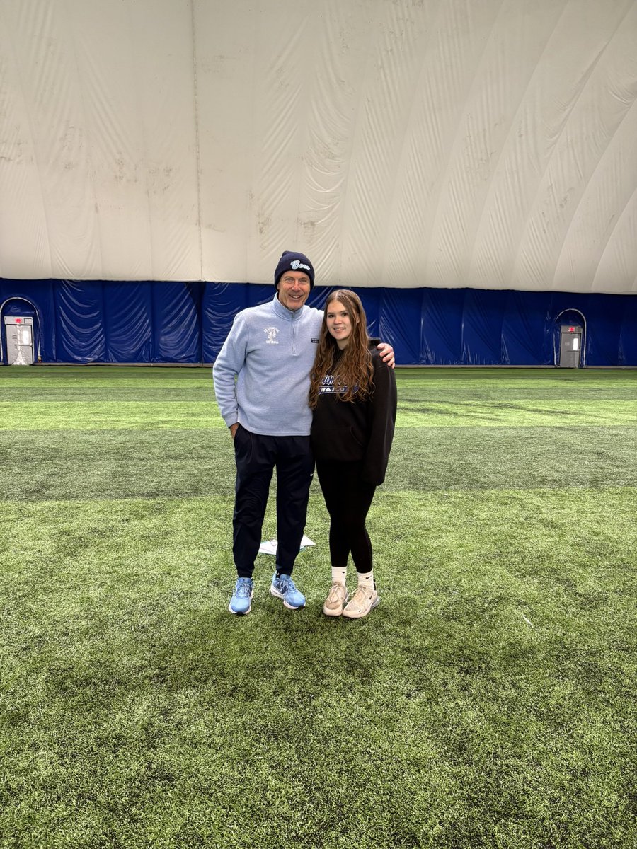 Kaylee Romanski (K-Ro) tweet media