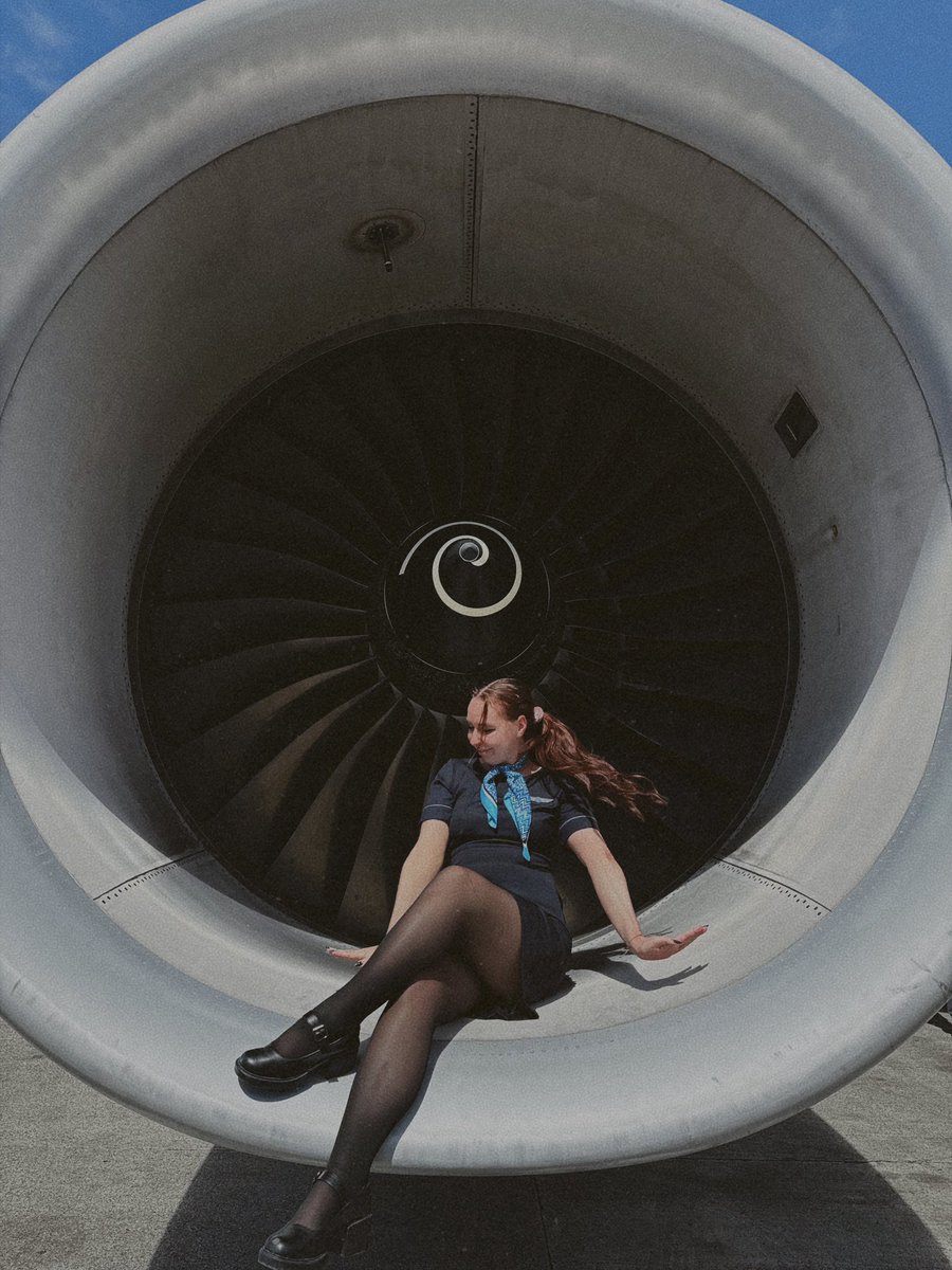 Daphne x tweet media