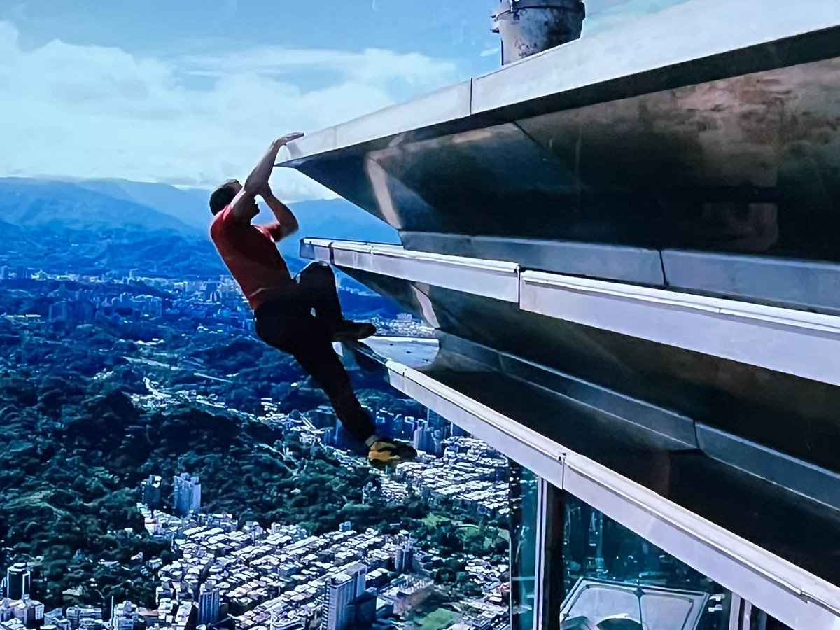 jerseyen's tweet photo. @AlexHonnold I’m speechless. Stunning. https://t.co/H0zUPBSXjt