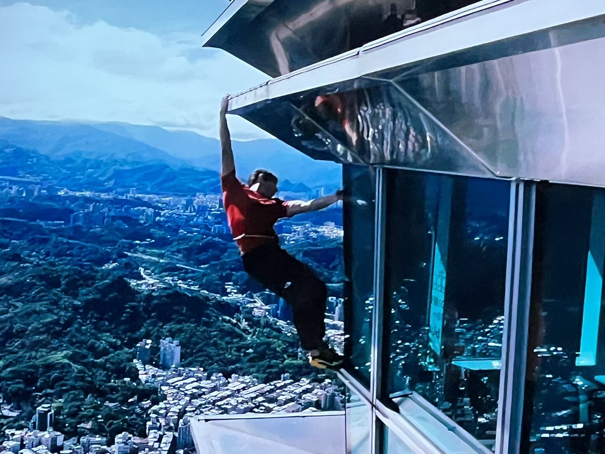 jerseyen's tweet photo. @AlexHonnold I’m speechless. Stunning. https://t.co/H0zUPBSXjt