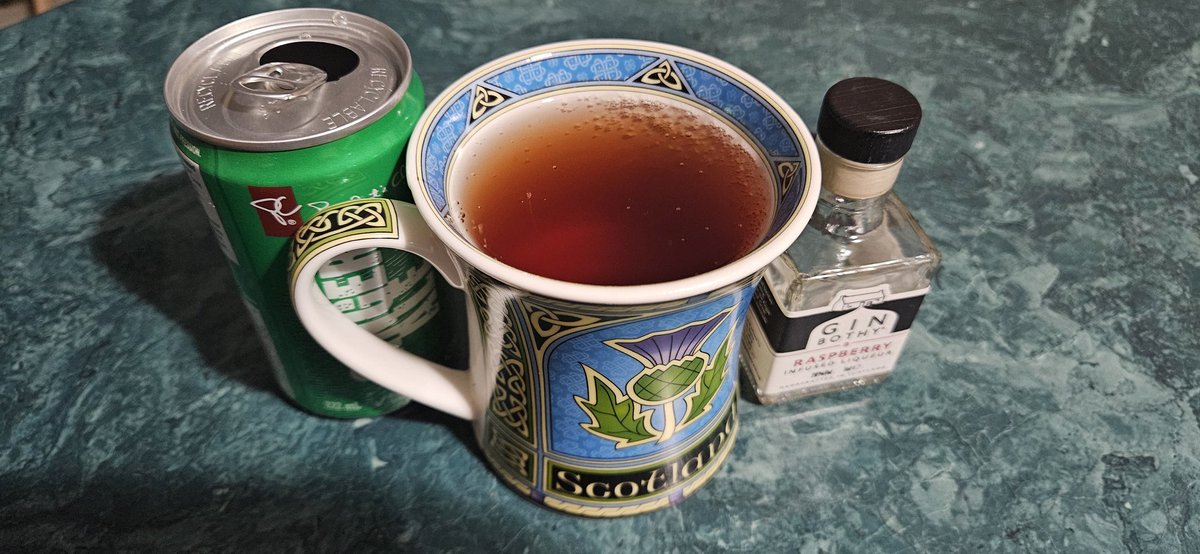 Kelly Hutchinson 🇨🇦 tweet media