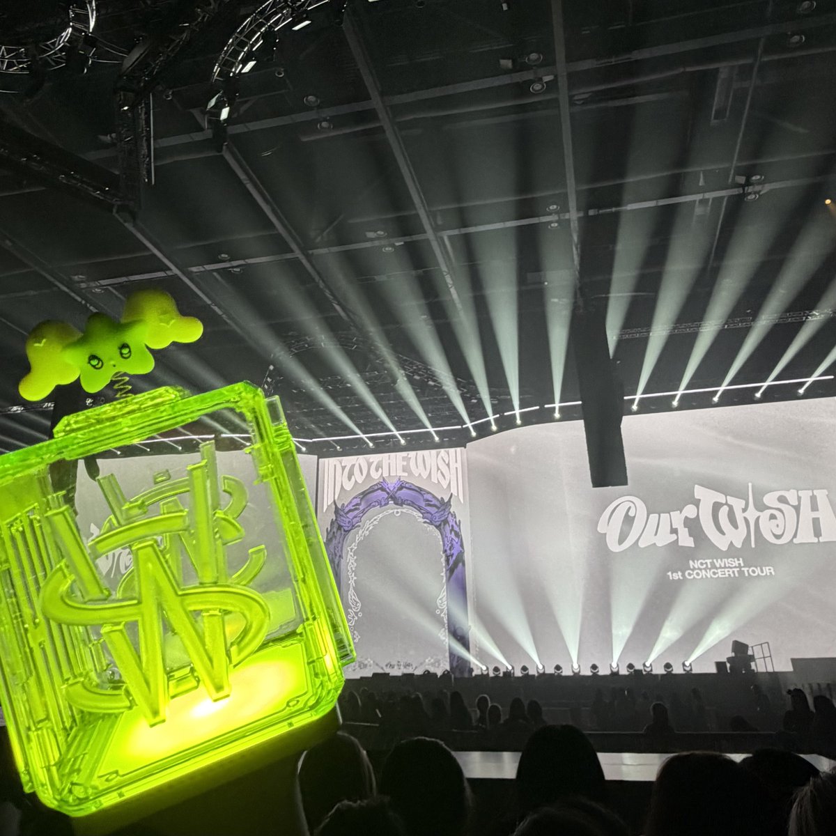 star1rainbow's tweet photo. 無事開催されて本当に良かった😭今日も楽しみ♡
#NCTWISH #NCTWISH_CONCERT_TOUR
#OurWISH_HONGKONG https://t.co/x8Bb9u5wCa