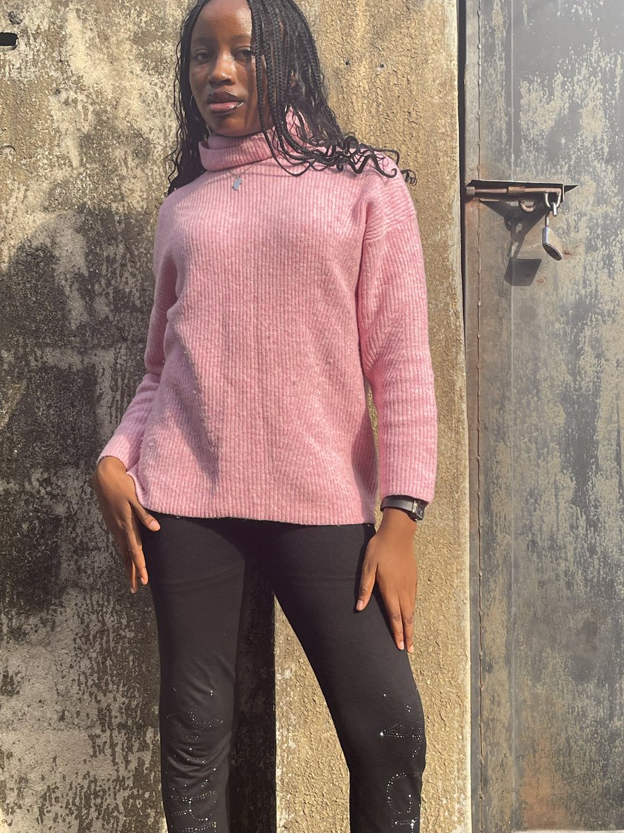 kelechi_excel's tweet photo. One day I will look back and ask myself why I posted this pictures because WTF! 😭 #newpost #HappyNewYear2026 https://t.co/3PmfeNMOEh