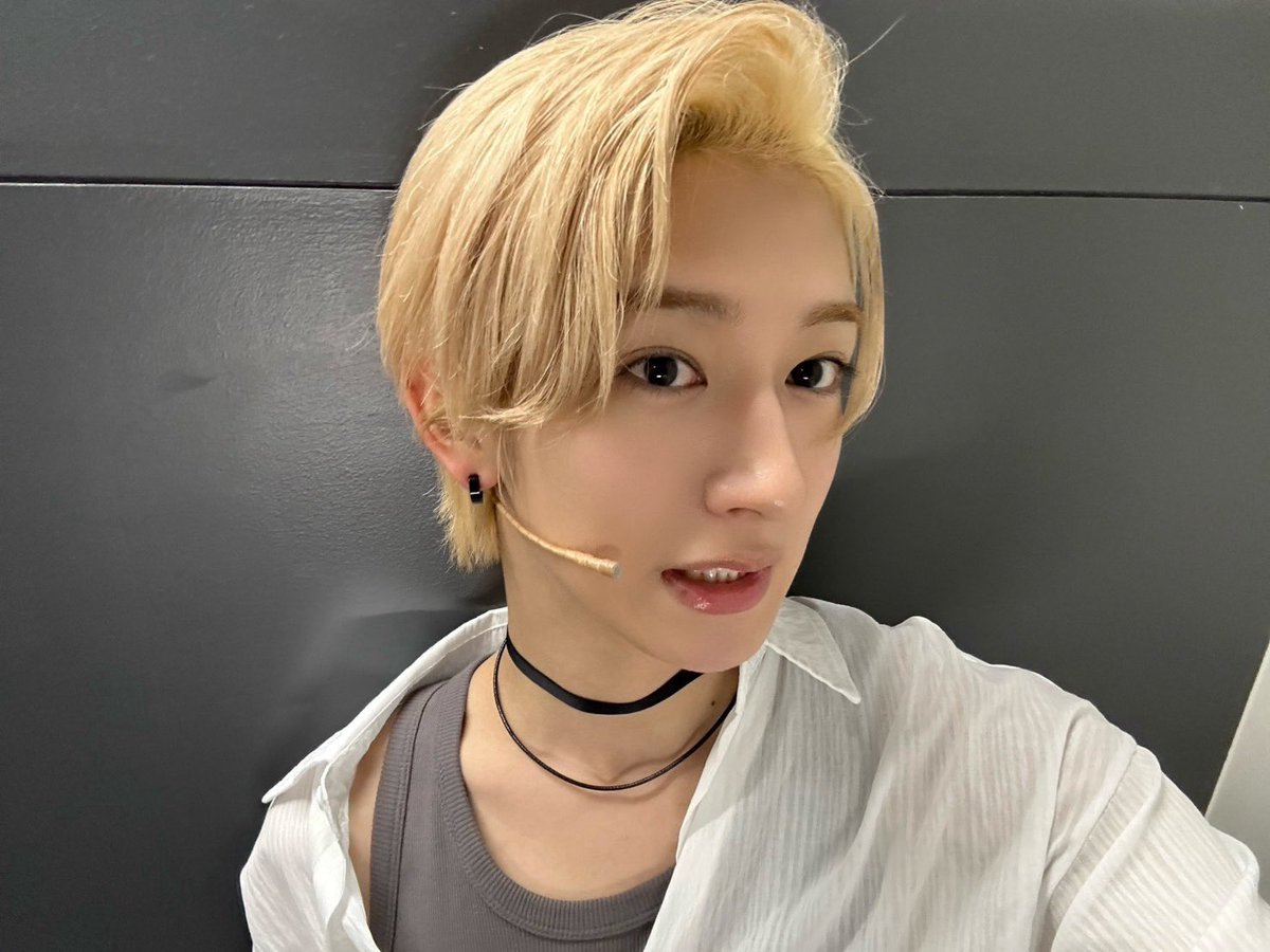 mazzel_official's tweet image. .˚⊹⁺‧┈┈┈┈┈
　　　#NAOYA W主演
　 　舞台「セラピーゲーム」
　　　　　　　　　┈┈┈┈┈‧⁺ ⊹˚.

いよいよ最後の公演日です💐

本日の公演も
Huluでライブ配信されます📸
ぜひご覧下さい！

▼詳細はこちら
news.hulu.jp/therapygame-st…

#舞台セラピーゲーム #セラステ @therapygame_…