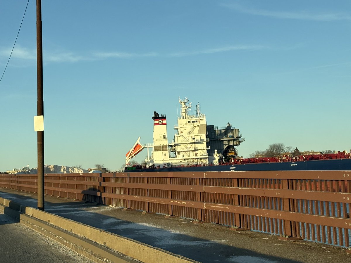 EricWiberg's tweet image. ALGOMA LEGACY Bahama flag self unloaded bulk ship discharges Mexican road salt in Chelsea creek Boston.