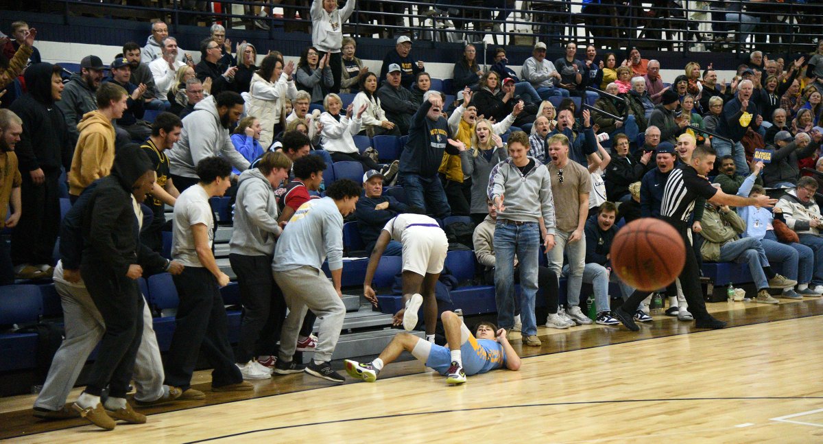 James D. Cimburek tweet media