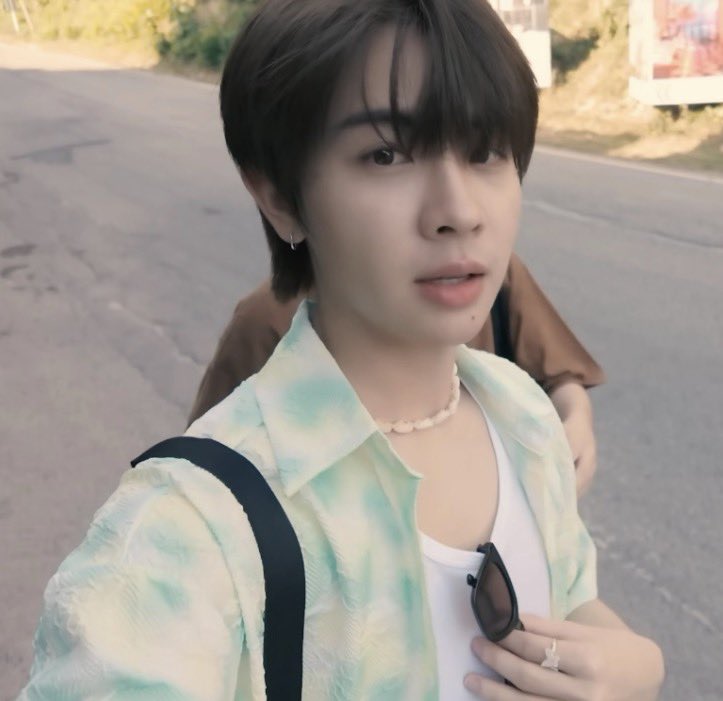 vitaminbam's tweet image. มาคนเดียวหรอคะคนสวย                 มากับแฟนคับ