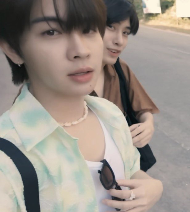 vitaminbam's tweet image. มาคนเดียวหรอคะคนสวย                 มากับแฟนคับ