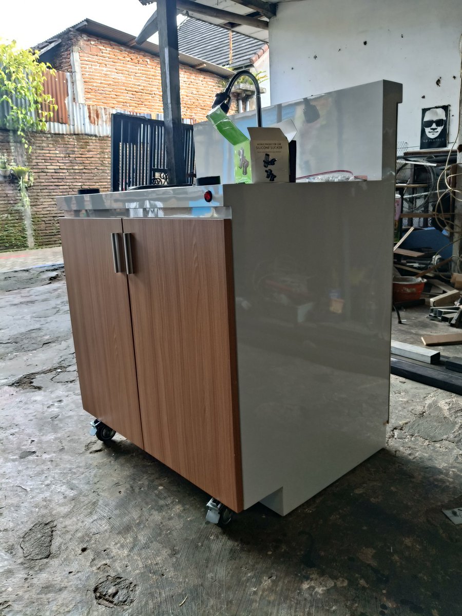 DWShop5's tweet photo. Menerima pembuatan custom interior (kitchen set, backdrop, lemari), pagar, kanopi, dll

📱 https://t.co/l2yaCmMQrD
📍Dieng Atas, Kota Malang
Start hrga 285k
✅ free survey
✅free ongkir
✅free konsultasi

Matur Nuwun🙏
@infomalang
#pasarmingguinfomalang https://t.co/ydWykytrOE