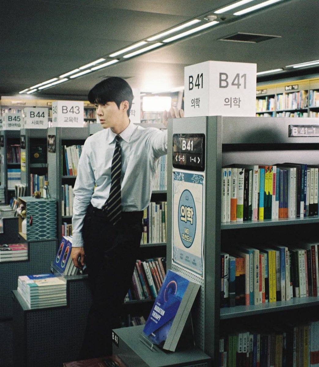 •kdm• Kim Seon Ho instagram update

Minat gak? Minat gak? Minat dong masa enggak 😍