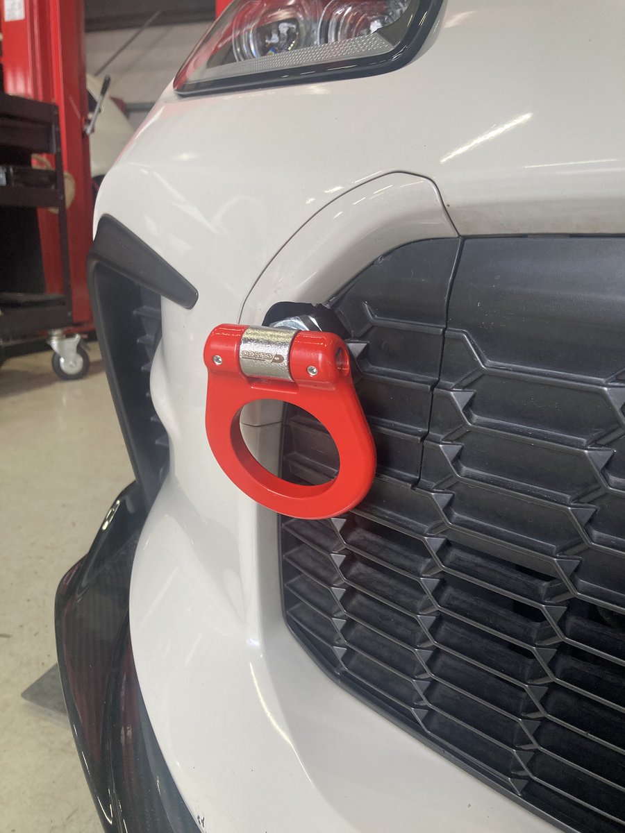 お客様のGR86、サーキット走行後にSP4を入れていただきました☺️

ご来店ついでに牽引フックのカバーも加工してお取付けしました！

いつもありがとうこざいます！皆さんも色々とご用命ください🙂