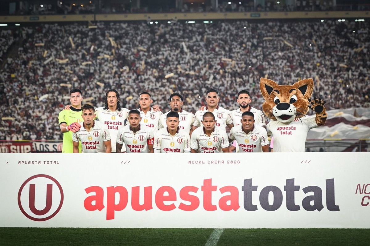 Opiniones del 1T:

- Presión constante en la salida del rival
- Mayor demanda de técnica por parte de nuestros centrales al momento de salir tocando (errores de Riveros)
- Polo ha subido su nivel, dueño absoluto de su banda en la primera mitad
- Jairo es el conductor del equipo