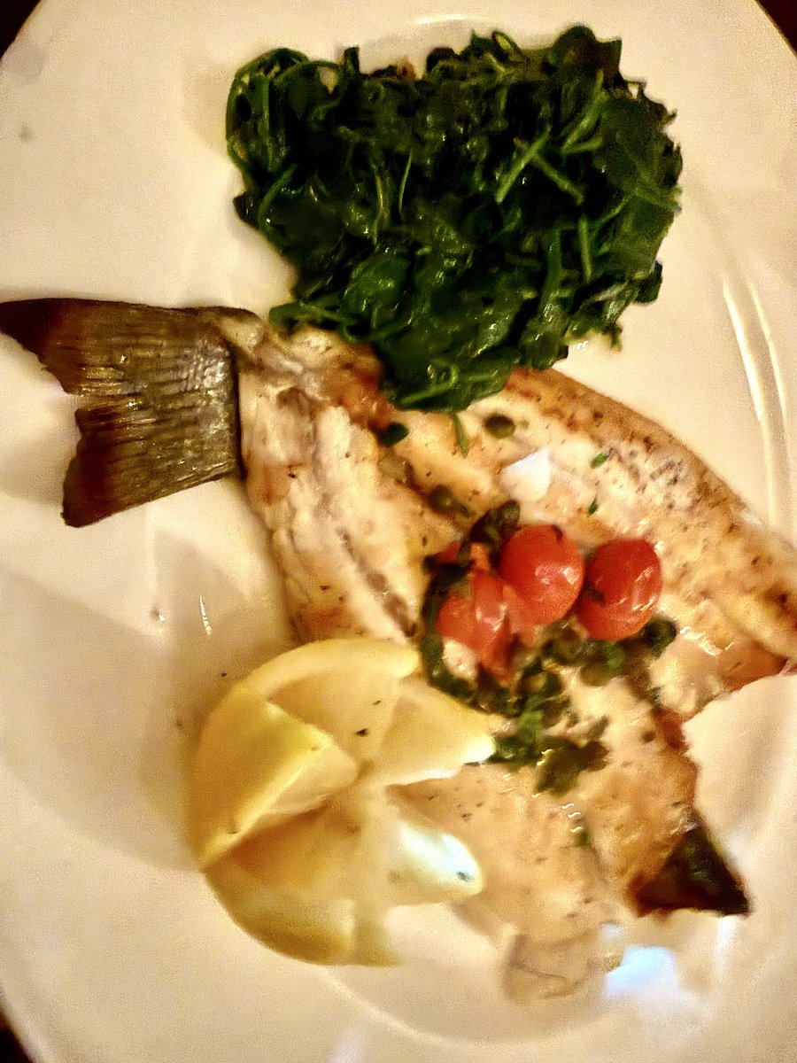 drcraigwax's tweet image. Absolutely fabulous Branzino fish 
with braised spinach
#HealthIsNumberOne #HINO @HealthIs1Show #RealFood
HealthIsNumberOne.com