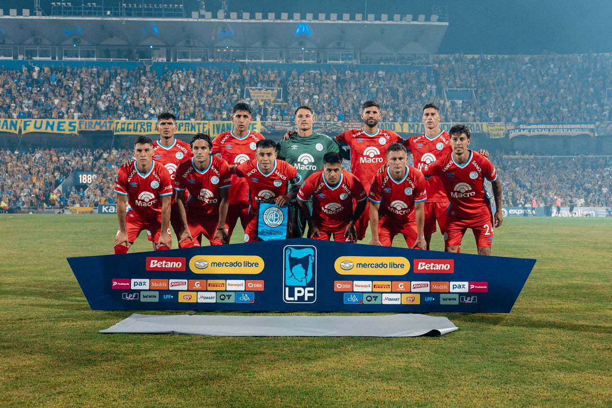Se le cayó la tanguita al equipo del poder 
Belgrano se llevó un triunfazo de arroyito gracias a sus pibes.
Buenos cambios, bien Olave 
Opiniones del partido ?