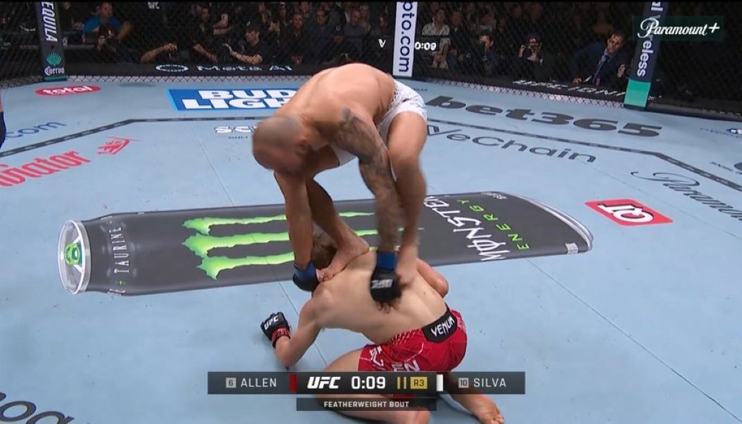 BillyBoyBeats's tweet photo. Jean The "Silva Surfer"

UFC 324 https://t.co/ibQWGrAn5r