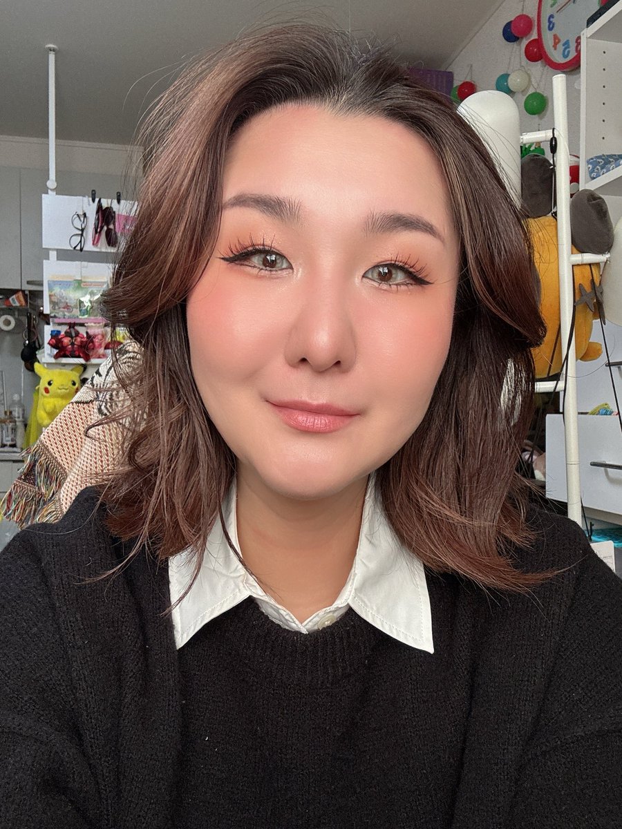 ❁Ma❁さま　専用ページ 今日は友達母娘にメイクレッスン💄🪞 お母さま希望のスワイメイクで