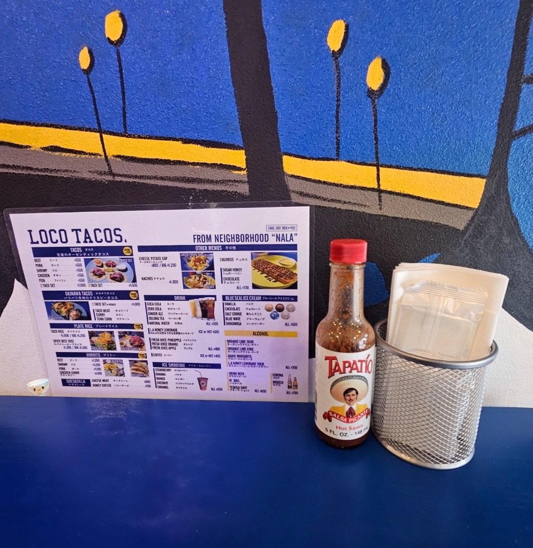 koudon7's tweet photo. 初訪問‼️
タコス屋さん🌮
LOCO TACOS
ビーフ、ポーク、フィッシュの3つを選択🐮🐷🐟
美味い😋
ビーフがダントツ美味い😋
今度はオキナワタコス食べよ🌮
 #タコス
 #LOCOTACOS https://t.co/FgEiQDDTKf
