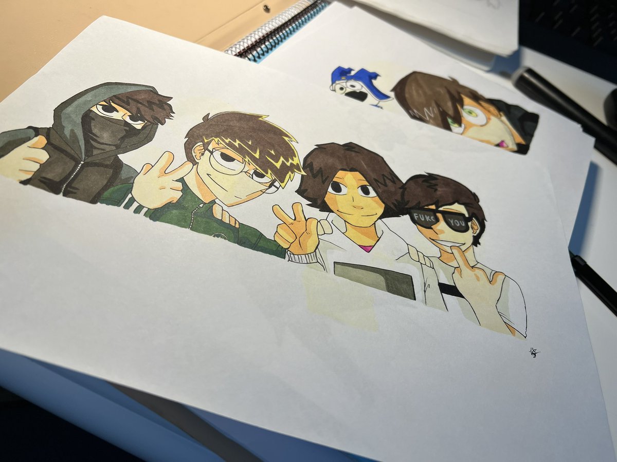 <a href="/RazerJCZ/">Razer</a> <a href="/charlybustarams/">Charly BustaRamos </a> <a href="/FakeRodri/">Rodri 🧡</a> 
Que recuerdazos que me encontré el otro día por carpetas de antiguos dibujos macho.
Y sí, …….. ? 🤔