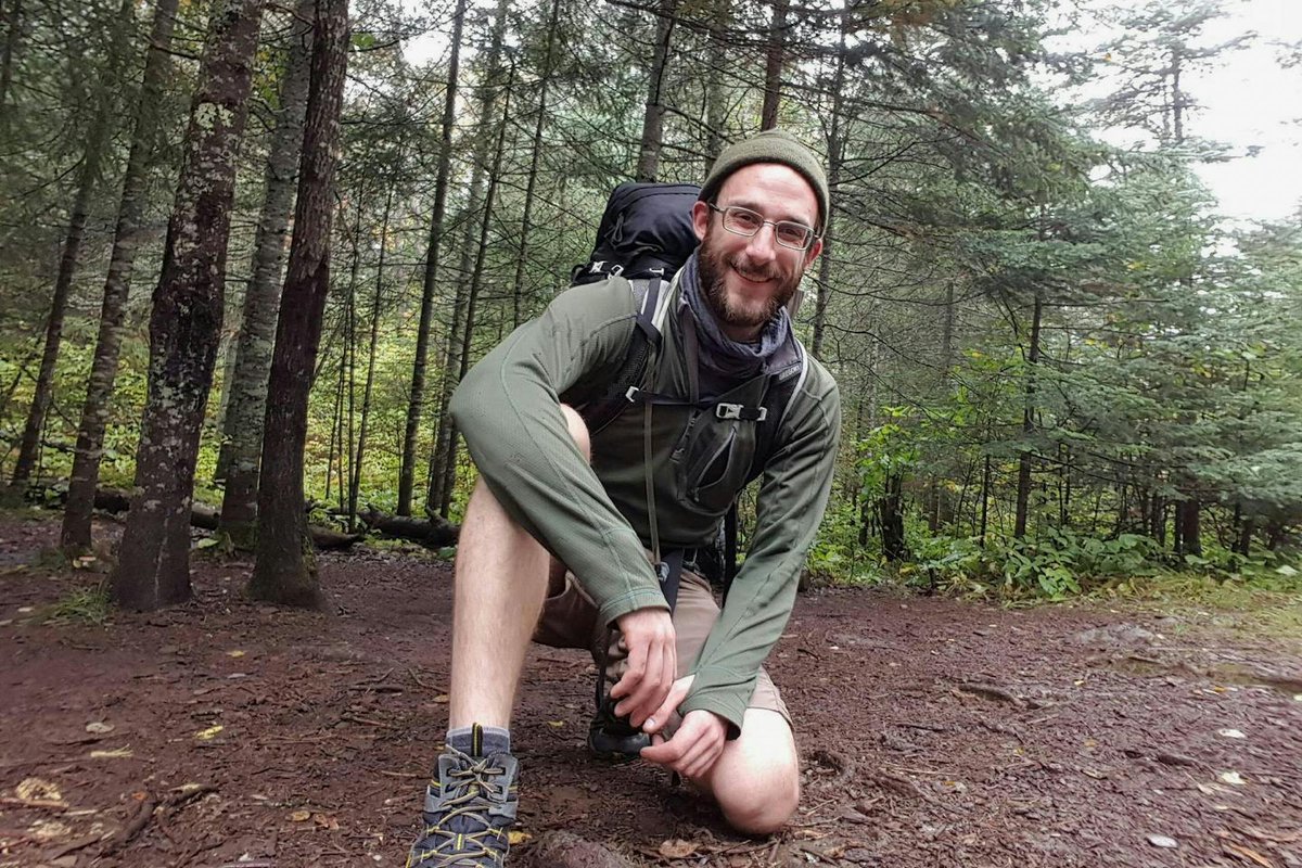 They murdered an ICU nurse and called him a terrorist. 

Alex Pretti saved lives for a living. 

Trump repaid him with TEN BULLETS and is now lying about it.

Anyone who supports this brutal lynching should be considered an accomplice and dealt with accordingly.
