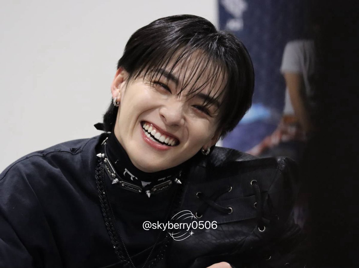 大好きな笑顔🍓 #川西拓実 #JO1オフラインサイン会 #JO1全員サイン会