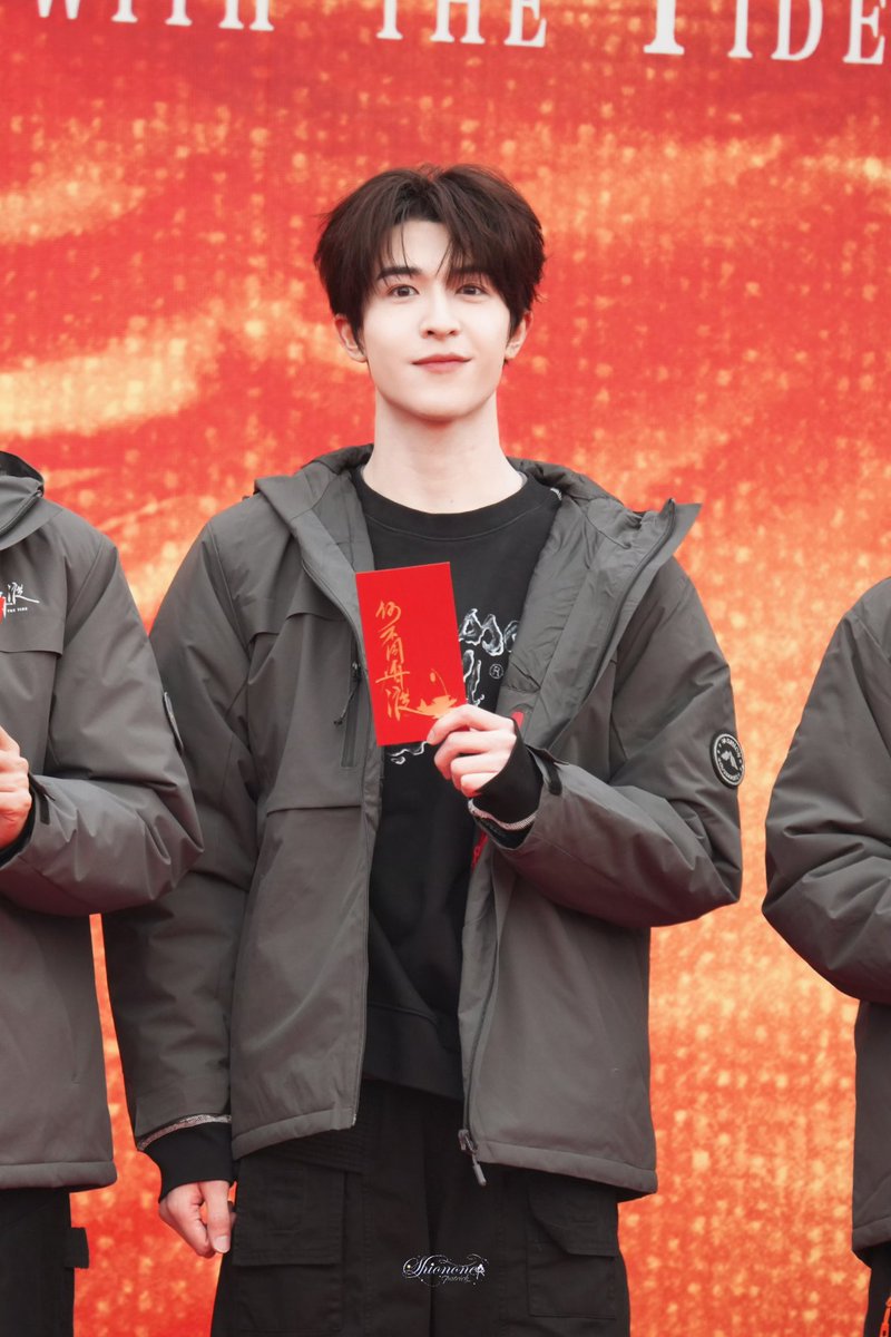 TarotYouuuu's tweet image. มึง น้องแพทริคเขาแมสมาก วันนี้เปิดกล้องผลงานใหม่แล้ว ที่จีน น้องดังมาก ดังถล่มทลาย ฝากติดตามน้องเป็นกำลังใจด้วยนะครับ!!!!

Patrick As Zhang Yuehui🥳
#แพทริคเปิดกล้องDWTT
#DancingWithTheTide