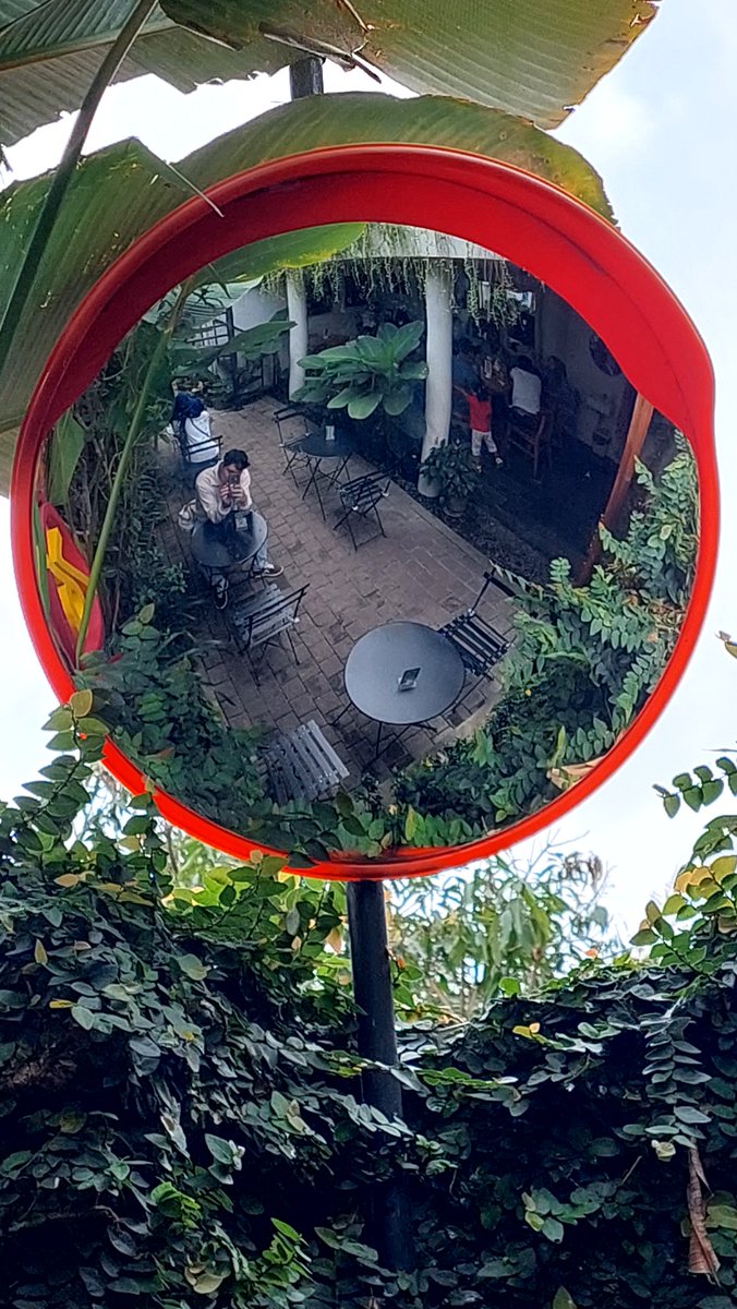 Sarapan yang dirapel dengan makan siang.