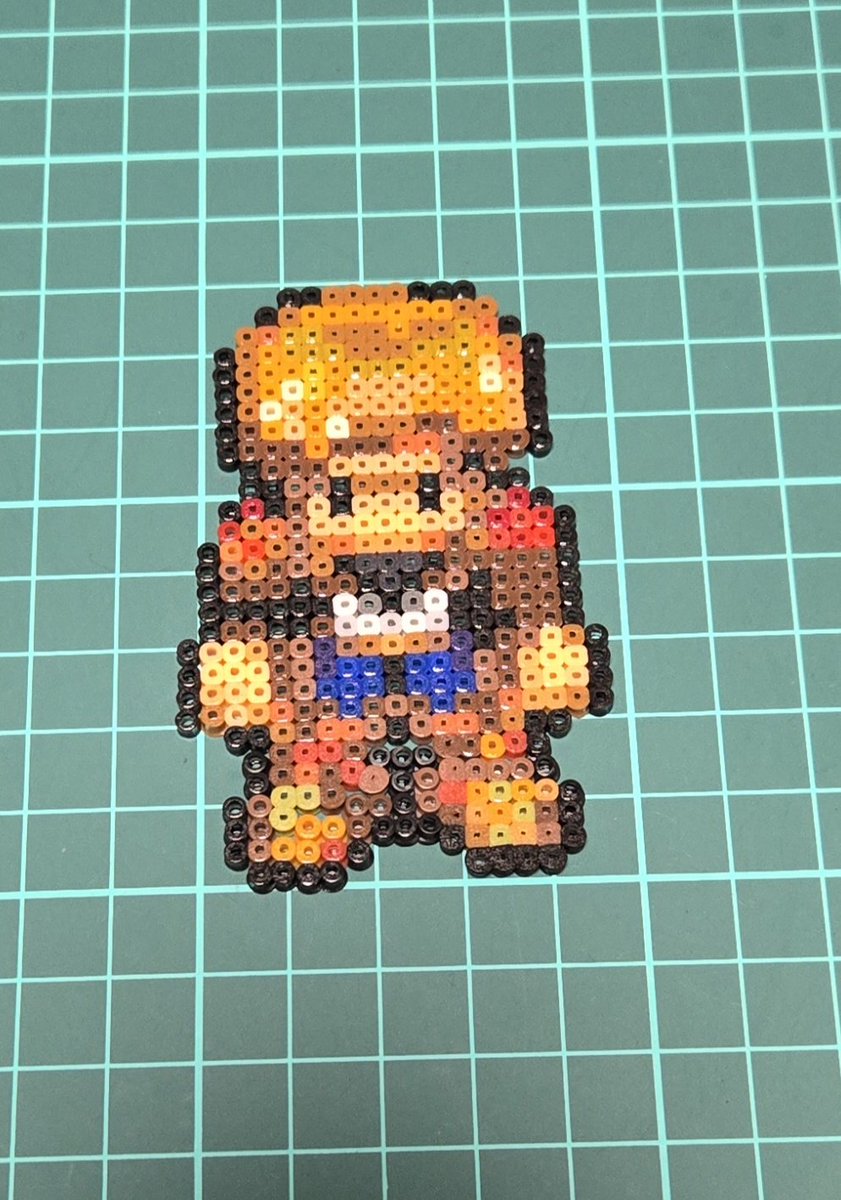 h2onadesiko77's tweet image. アイロンがけで大失敗したけど修正してなんとか形にはなった
またリベンジしよ
 #アイロンビーズ
 #ワイルドアームズ