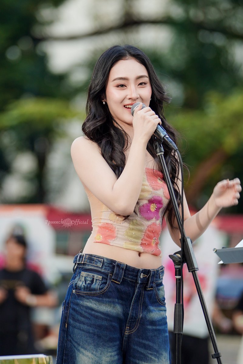 PpunnchOfficial's tweet image. [24.01.2026] Punch 4EVE’s BD in Punch’s room @ สามย่านมิตรทาวน์

กับเสื้อหน้าไหว้ หลังหลอก 😂

#PunchwannaSingon22ndBD
#Punch4EVE