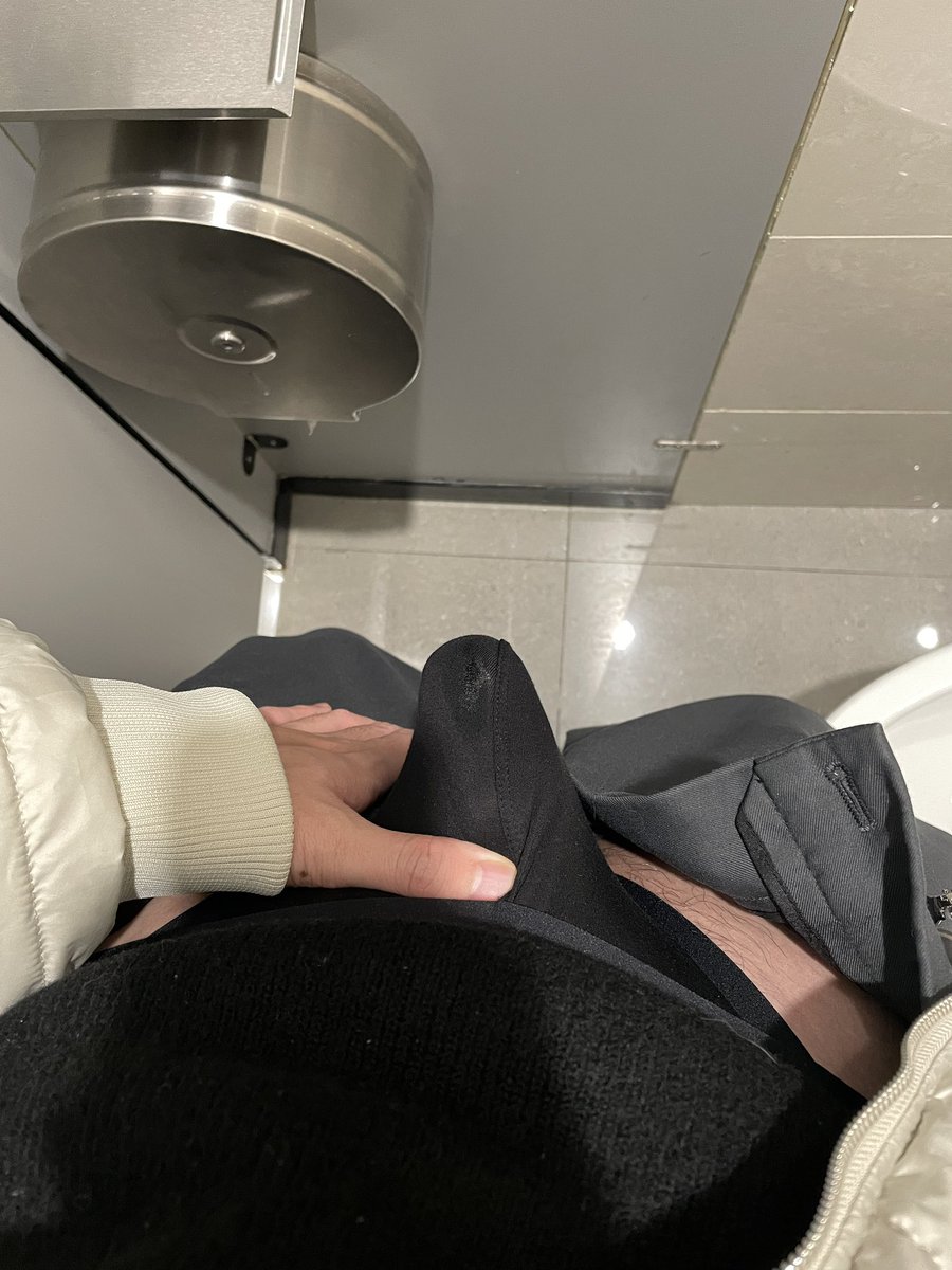 Funboy42565035's tweet photo. 不是津液是淫水而已… https://t.co/iEh1eLO4lP