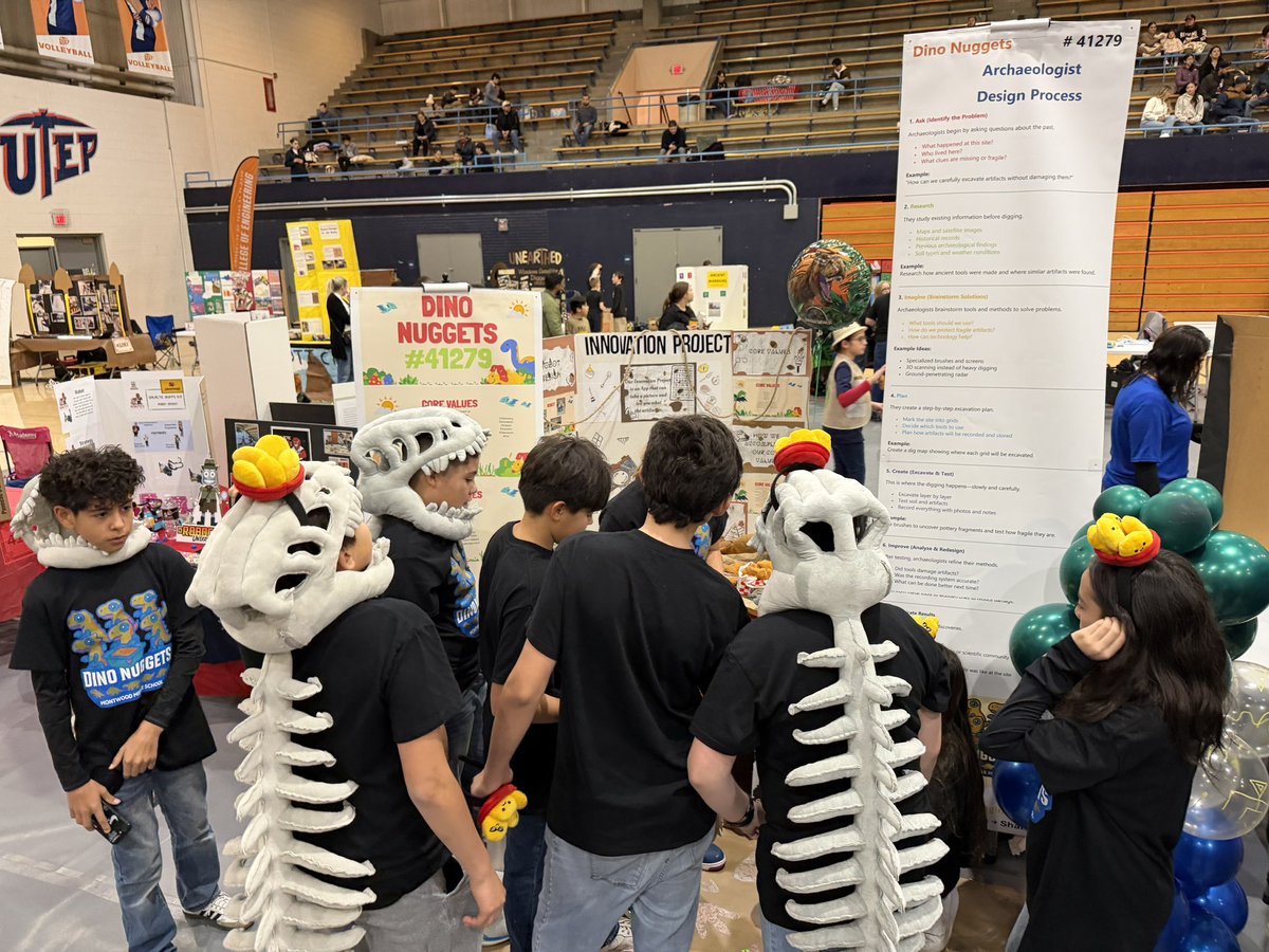 gina moon tweet media