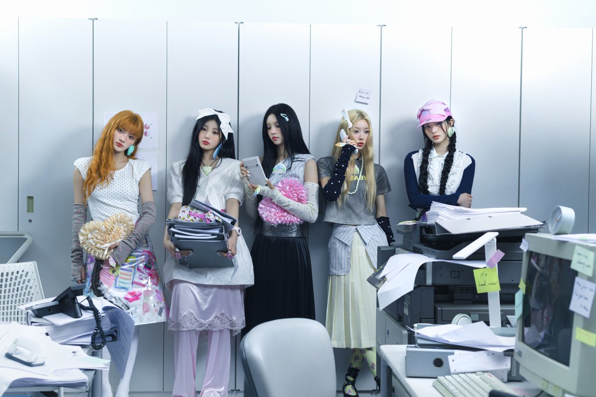 koreansales_twt's tweet photo. 🇨🇳 Top 20 QQ Music K-Pop Weekly Chart (2026.01.16~2026.01.22)

1. #Apink Love Me More 
2. #HENRY Cold Air ⬆️
3. #EXO Crown 🆕
4. #ILLIT NOT CUTE ANYMORE ⬇️
5. #EXO Crazy 🆕
6. #EXO Back It Up 🆕
7. #ANNIE, #WOOCHAN WHERE YOU AT ⬇️
8. #NCTWISH Hello Mellow 🆕
9. #WENDY Daydream 🆕
10. #EXO I'm Home 🆕
11. #EXO Moonlight Shadows 🆕
12. #EXO Flatline 🆕
13. #EXO Suffocate 🆕
14. #ILLIT Sunday Morning ⬇️
15. #NCTWISH BUBBLE GUM 🆕
16. #EXO Back Pocket 🆕
17. #EXO Touch & Go 🆕
18. #ZICO, #Crush Yin and Yang 🆕
19. #ALLDAYPROJECT ONE MORE TIME ⬇️
20. #ENHYPEN Big Girls Don't Cry 🆕