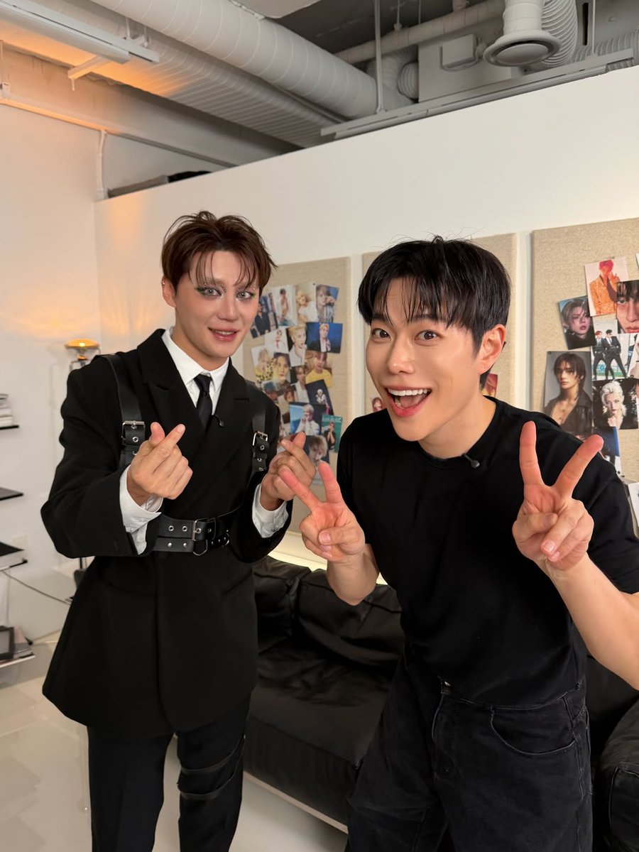 [사진] leojmakeup IG

와...진짜 성덕

instagram.com/p/DT6wjtAj1ZS/
#김준수 #XIA #준수 #XIA준수 #시아준수 #JUNSU #KIMJUNSU #XIAJUNSU #ジュンス #金俊秀