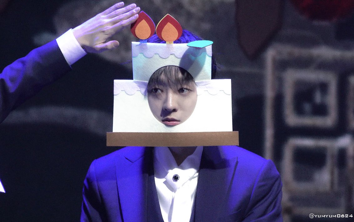 귀여운 얼굴에 그렇지 못한 어깨

#이태빈 #LEETAEVIN