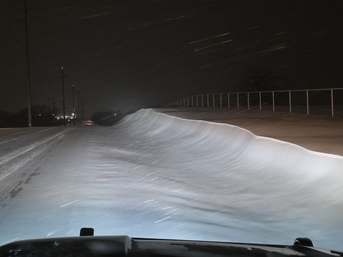 Big ol drift in NW OKC!  <a href="/kfor/">KFOR</a> #okwx