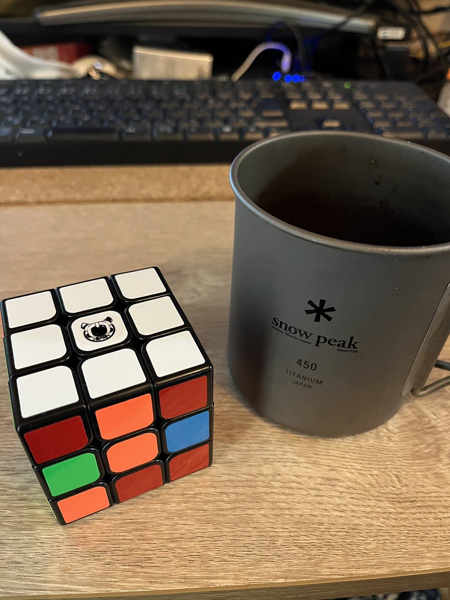 まずは1面