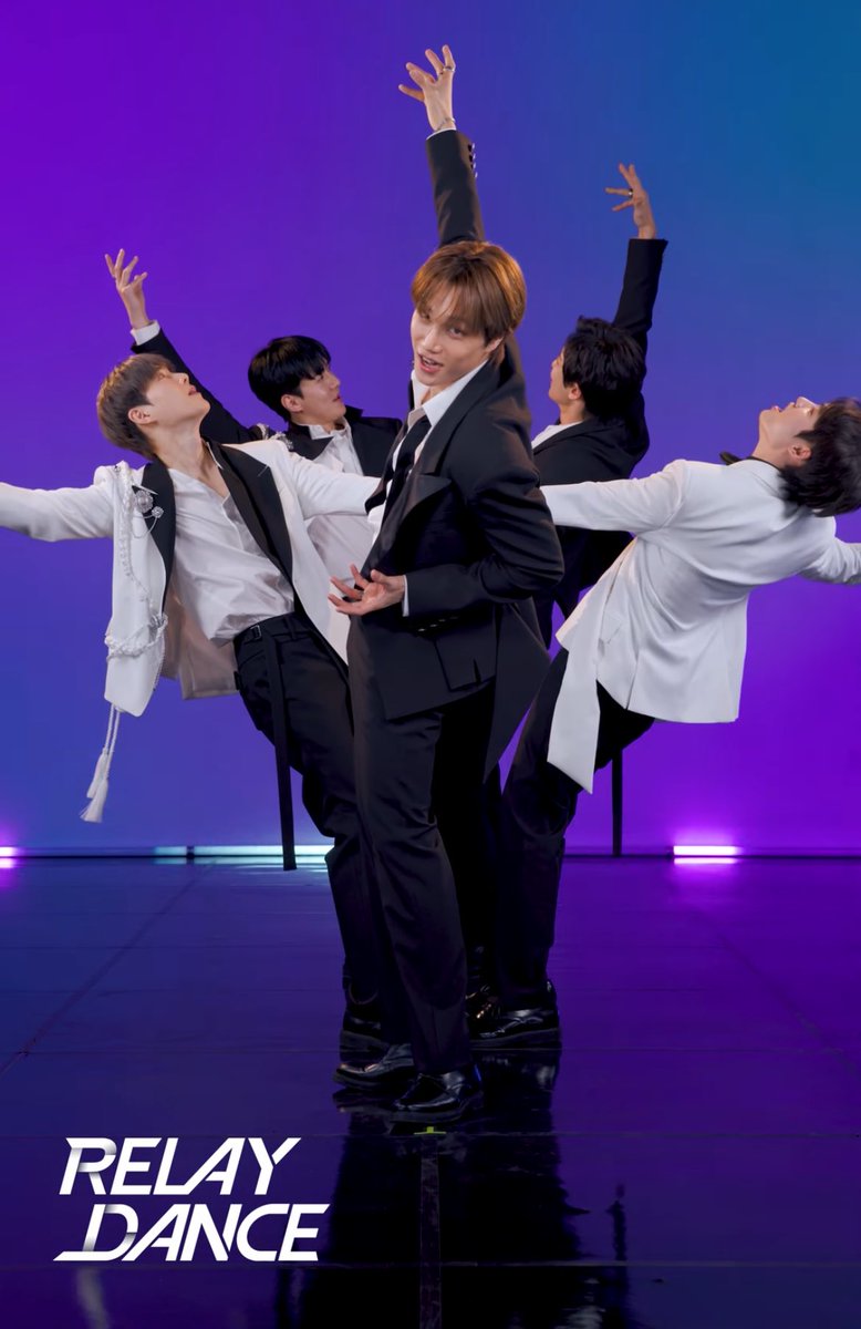 やばい今回のリレーダンス可愛すぎ　適度に緩くてふざけてて最高　スホちゃんのリフトアップの所セフンちゃんがおんぶしたり、ギョンスにフレーム作ったり、生命の木も全部やってる〜〜〜〜！！！！

[릴레이댄스] EXO(엑소) - Crown (4K) youtu.be/RrloUOv9FB8?si…