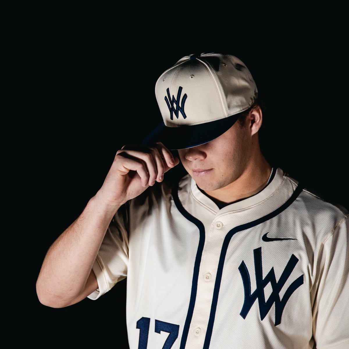 NFL Fashion Advice tweet media