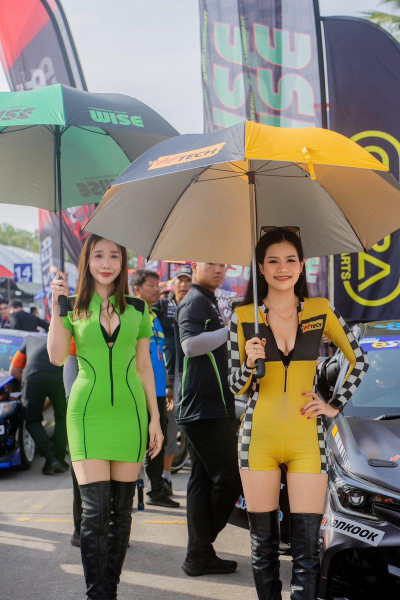 Wrightperterson's tweet photo. バンセーンGP2025 WiseとWtech アンバサダー 決勝日2025.07.06
#Wise #wtech 

#BangsaenGrandPrix #BangsaenStreetCircuit
#BGP2025 #TSS2025 #ThailandSuperSeries2025 
https://t.co/yrM8j1eQC0
#タイのレース
#レースクイーン #RQ 
#レースアンバサダー  #RA https://t.co/VYJz90r7Iy